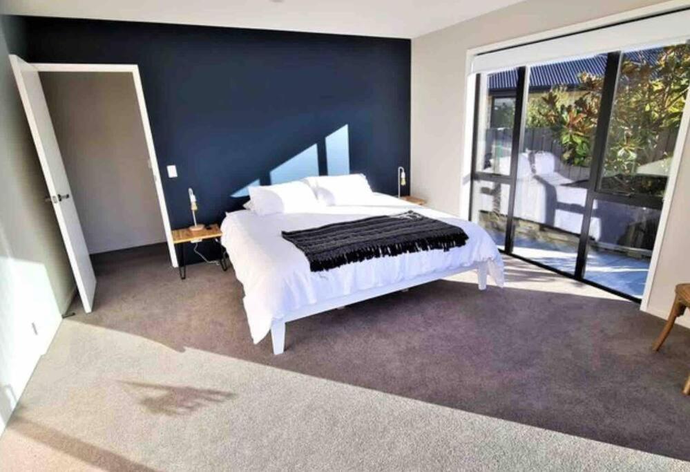 Miss Eastons Whare Villa เวสต์พอร์ต ภายนอก รูปภาพ